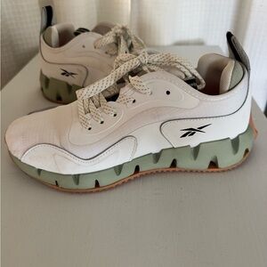 Reebok Womens Zig Dynamica 4 Running Shoes White/Green Sz 9